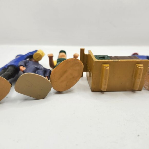 5 Piece Vintage LGB German Railroad Workers Characters - Picture 7 of 8